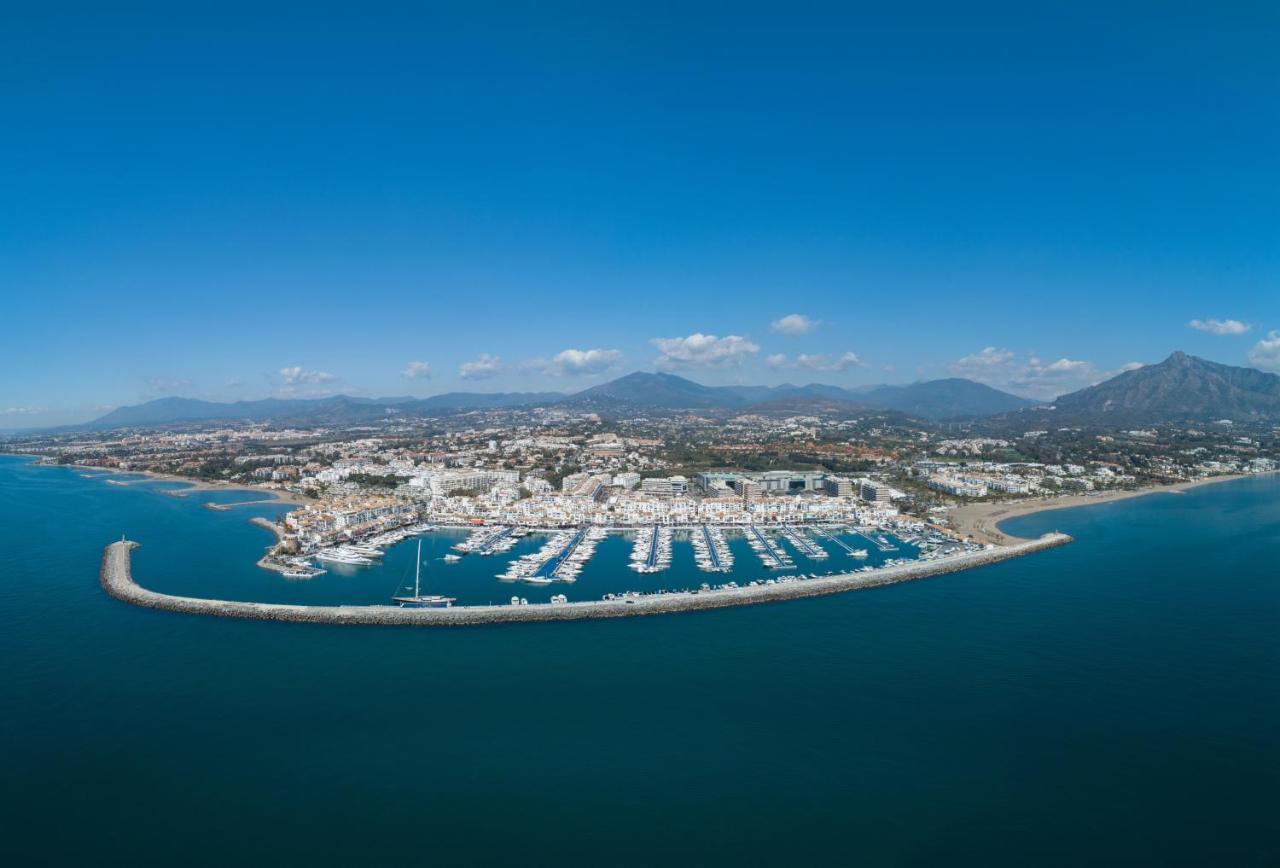 Playas Del Duque - Puerto Banús - *